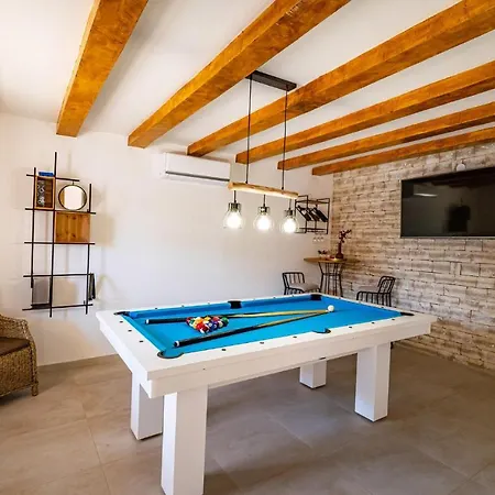 3 Bedroom Gorgeous In Ferienhaus *