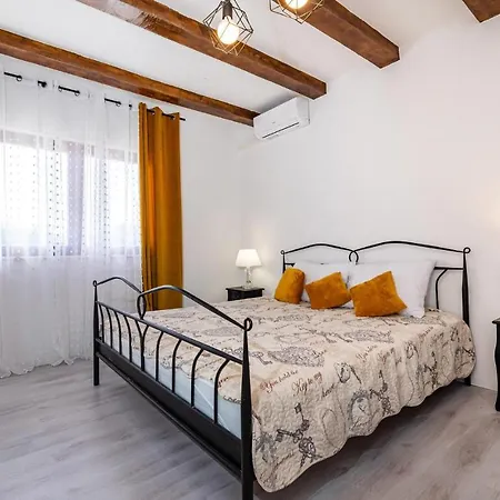 Holiday home 3 Bedroom Gorgeous In