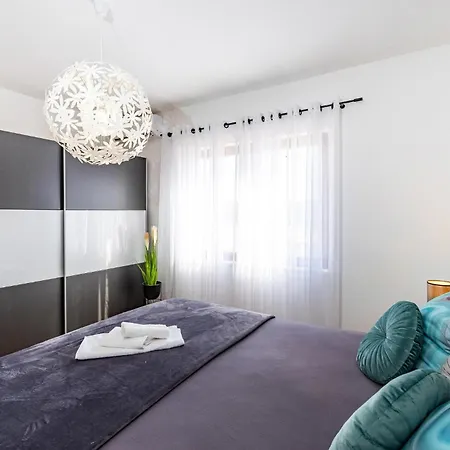 Nice Home In Pridraga *