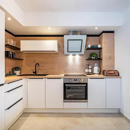 Nice Home In Pridraga 펜션 *